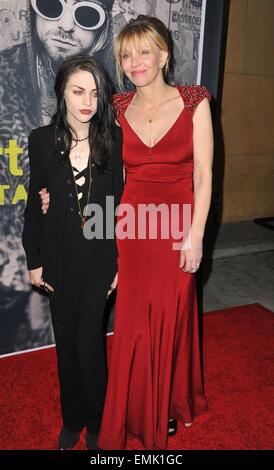 Los Angeles, CA, USA. 21st Apr, 2015. Frances Bean Cobian, Courtney Love at arrivals for KURT COBAIN: MONTAGE OF HECK Premiere by HBO, The Egyptian Theatre, Los Angeles, CA April 21, 2015. Credit:  Dee Cercone/Everett Collection/Alamy Live News Stock Photo