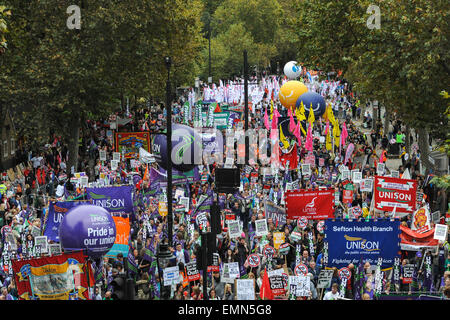 Thousands march during the Britain Needs a Payrise demonstration in Central London.  Featuring: View,Atmosphere Where: London, United Kingdom When: 18 Oct 2014 Stock Photo