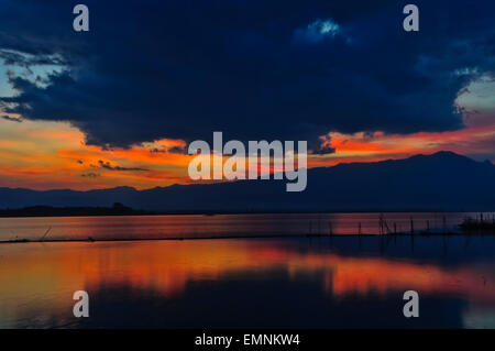 Beautiful sunset at  Kwan Phayao/ Phayao Lake in Phayao Province North of Thailand Stock Photo