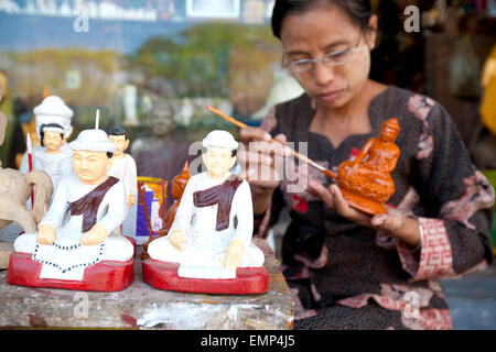 Souvenir shops selling cultural and traditional gifts near Shwedagon pagoda, Yangon, Myanmar. Stock Photo