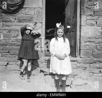 Harold Jones murder case in the town of Abertillery, in Monmouthshire, Wales where eight year old Freda Burnell and Florie Little were murdered in 1921. The accused, fifteen year old Harold Jones, was tried and acquitted of Freda's murder and went on to k Stock Photo