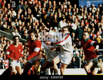 Wales v England - Left to Right - Rupert Moon, Gareth Llewellyn (Wales), Tim Rodber, Dean Richards (England) and Scott Quinnell (Wales) - 20th March 1994 Stock Photo