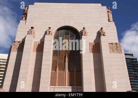 Sydney, Australia. 24 April 2015. Preparations were being made at the Anzac Memorial at Hyde Park in Sydney ahead of the ANZAC Day service. There was a notable police presence. Credit: carrot/Alamy Live News Stock Photo