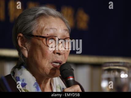 Tokyo, Japan. 24th Apr, 2015. Kim Bok-tong, a former 'comfort woman', speaks during a press conference in Tokyo, Japan, April 24, 2015. Credit:  Stringer/Xinhua/Alamy Live News Stock Photo