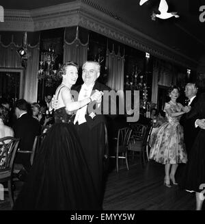 Daily Mirror Debutants Ball 1958 at the Dorchester Hotel in London, 7th May 1958. Stock Photo