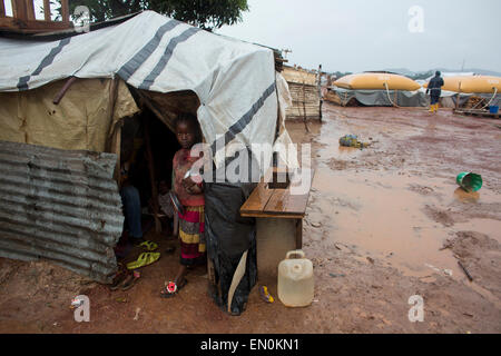 Displaced people have taken refuge in Mpoko airport in Central African Republic Stock Photo