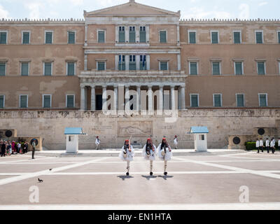 Changing of the guard in front of the Greek Parliament in Plateia Syntagmatos Stock Photo