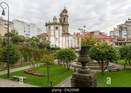 Peregrina Church at Pontevedra city. Selective focus on the foreground amphora Stock Photo