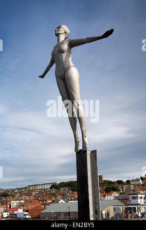 UK, England, Yorkshire, Scarborough, Vincent’s Pier, Diving Belle sculpture by blacksmith artist Craig Knowles Stock Photo