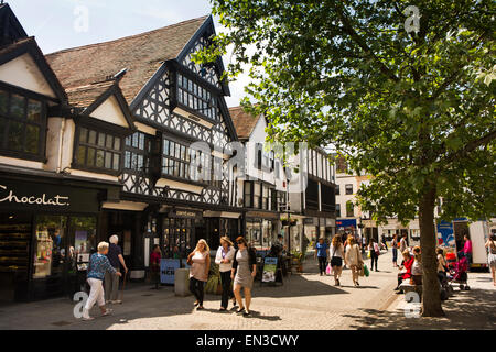 UK, England, Somerset, Taunton, Fore Street, Caffe Nero, in the Tudor Tavern, 1578 clothier’s shop Stock Photo