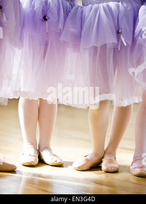 USA,Utah,Springville,Ballet dancer girls (4-5) feet Stock Photo