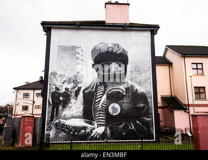 Petrol Bomber memorials to the atrocities that occurred during the Troubles in a Catholic region of London Derry in Northern Ire Stock Photo