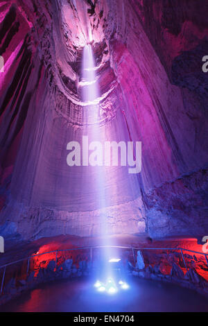Ruby Falls underground waterfall at Lookout Mountain, Chattanooga ...