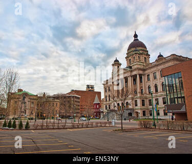 Syracuse, New York, USA. April 26,2015. View of Syracuse Court House and Columbus Circle in downtown Syracuse, New York Stock Photo