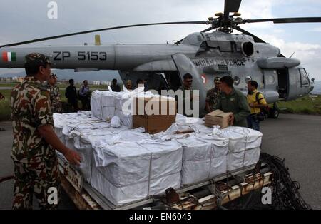 Allahabad, India. 27th Apr, 2015. Nepalese army loading Indian Air force MI-17 with relief material for earthquake hit peoples at Kathmandu. The death toll in Nepal's earthquake could reach 10,000, Prime Minister Sushil Koirala has said, as survivors' despair turned to anger at the government's slow response to the humanitarian crisis unfolding in the country, with food, water and other essentials in desperately short supply. © Prabhar Kumar Verma/Pacific Press/Alamy Live News Stock Photo