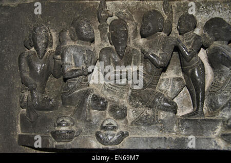 Carved idol, Inner view of Bhuleshwar Temple, Pune, Maharashtra, India Stock Photo