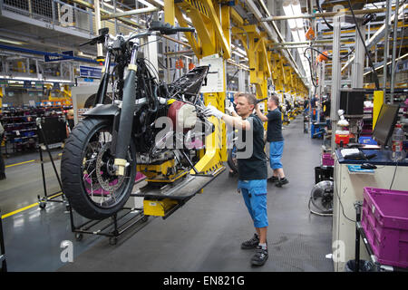 Production, BMW motorcycle factory in Berlin, Germany Stock Photo - Alamy