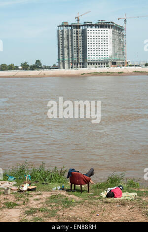 Homeless on the Mekong riverside in Phnom Penh Cambodia, Asia. Stock Photo