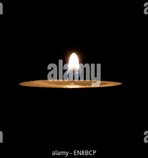 candle light in the dark background Stock Photo - Alamy