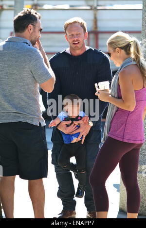 Ian Ziering with his family at the Studio City Farmers Market  Featuring: Ian Ziering,Penna Ziering Where: Los Angeles, California, United States When: 27 Oct 2014 Stock Photo