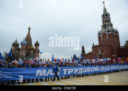 Moscow, Russia. 1st May, 2015. People attend the trade unions march to mark International Labor Day in Moscow, Russia, May 1, 2015. Credit:  Pavel Bednyakov/Xinhua/Alamy Live News Stock Photo