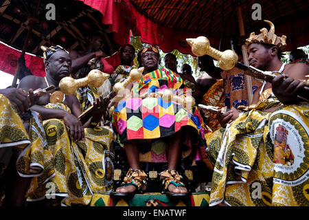 Otumfuo Nana Osei Tutu II the 16th King Asantehene traditional ruler of the Kingdom of Ashanti or Asante which was an Akan empire and kingdom from 1701 to 1957, in what is now modern-day Ghana West Africa. Today, the Ashanti Kingdom survives as a constitutionally protected, sub-national traditional state in union with the Republic of Ghana Stock Photo