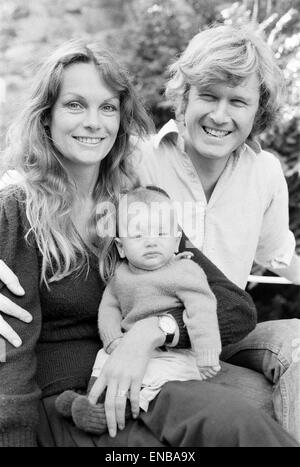 Former model Jean Shrimpton, 36, pictured with husband Michael Cox and baby son Thaddeus, aged 3 months, at home in Cornwall, Tuesday 2nd October 1979. Stock Photo