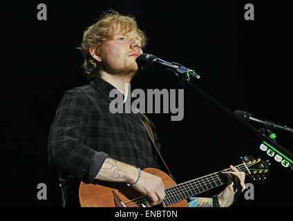 Ed Sheeran performing live on stage at Manchester Arena  Featuring: Ed Sheeran Where: Manchester, United Kingdom When: 27 Oct 2014 Stock Photo