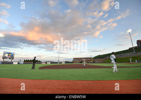 Morgantown, West Virginia, USA. 1st May, 2015. Sunsets over WVU baseball's new home field that is being played at Monongalia County Ballpark in Morgantown, WV. © Ken Inness/ZUMA Wire/Alamy Live News Stock Photo