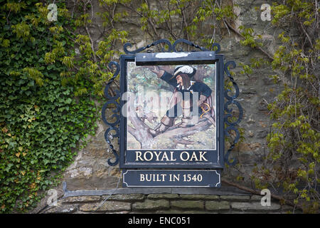 The Royal oak Pub in Cerne Abbas Built in 1540 Stock Photo