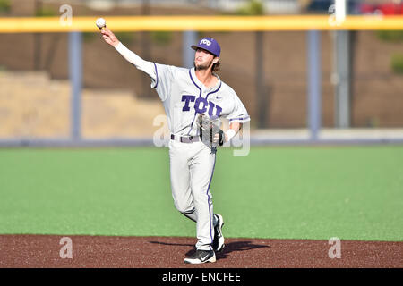 Morgantown, West Virginia, USA. 1st May, 2015. TCU infielder Garrett Crain (34) in a game played at Monongalia County Ballpark in Morgantown, WV. © Ken Inness/ZUMA Wire/Alamy Live News Stock Photo