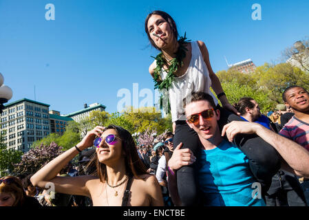 New York, USA. 2nd May, 2015. Marijuana advocates rally in Union Square to demand a legal market for cannabis in New York City and what they call the end to the use of drug law as a tool for social control and mass incarceration. ©Stacy Walsh Rosenstock Stock Photo