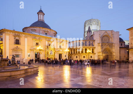 Plaza de la Virgen with the Cathedral and The Basilica de Virgen de Los Desamparados, Valencia, Spain Stock Photo