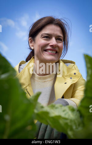 Miriam González Durántez pictured gardening with Jane Dodds, the