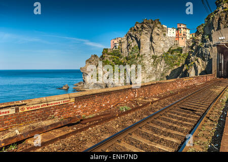 Train tracks at Manarola Train Station in Cinque Terre along coast of Tuscany, Italy Stock Photo