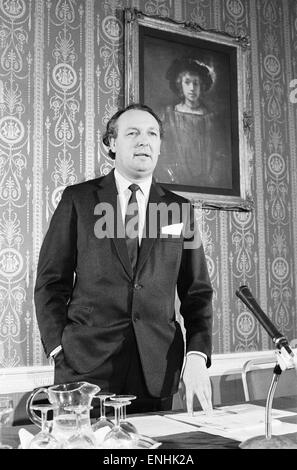 British United Airlines was acquired by Caledonian Airways in November 1970. Pictures taken at a press conference 13th March 1970. Freddie Laker, chairman of Laker Airways speaking at the conference. Stock Photo