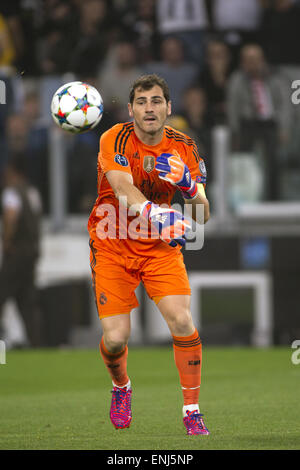 Turin, Italy. 5th May, 2015. Iker Casillas (Real) Football/Soccer : UEFA Champions League Semi-final 1st leg match between Juventus 2-1 Real Madrid at Juventus Stadium in Turin, Italy . © Maurizio Borsari/AFLO/Alamy Live News Stock Photo