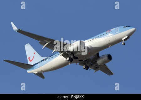 TUIfly Boeing 737-8K5(WL) D-ATUQ on finals for runway 31. A new airframe only a couple of months since entering service. Stock Photo