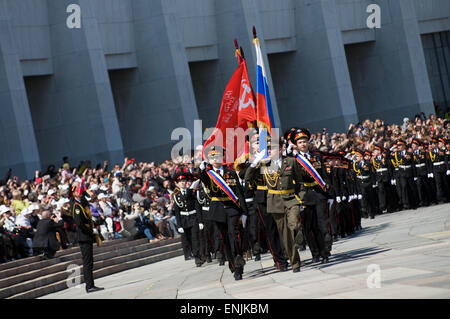 Moscow, Russia. 06th May, 2015. Military cadets of Russia parade at Poklonnaya Hill in Moscow to mark the 70th Victory Day event ahead of the main 9th May Parade in Red Square. © Geovien So/Pacific Press/Alamy Live News Stock Photo