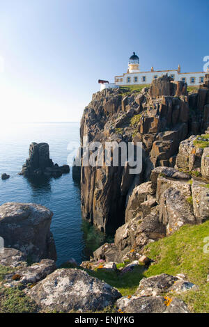 View to the clifftop lighthouse at Neist Point, near Glendale, Isle of Skye, Inner Hebrides, Highland, Scotland, United Kingdom Stock Photo