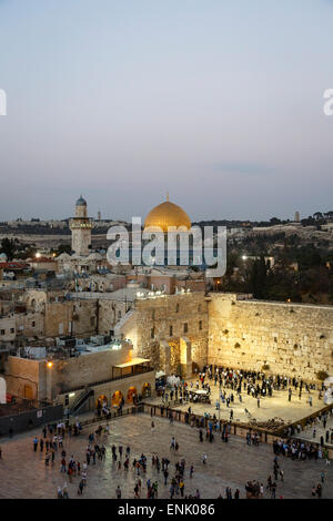 View over the Western Wall (Wailing Wall) and the Dome of the Rock Mosque, UNESCO, Jerusalem, Israel, Middle East Stock Photo