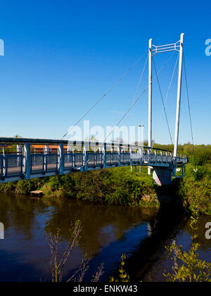 Footbridge over the River Trent in  Newark on Trent a traditional market town in Nottinghamshire East Midlands England UK Stock Photo