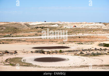 world famous Coober Pedy Opal Fields Golf Course, the only club in the world with reciprocal rights to Saint Andrews in Scotland Stock Photo