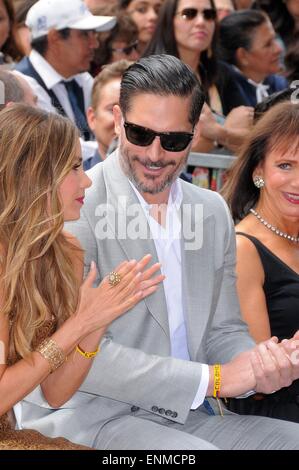 Los Angeles, California, USA. 7th May, 2015. Sofia Vergara, Joe Manganiello at the induction ceremony for Star on the Hollywood Walk of Fame for Sofia Vergara, Hollywood Boulevard, Los Angeles, CA May 7, 2015. Photo By: Michael Germana/Everett Collection/ Alamy Live News Stock Photo