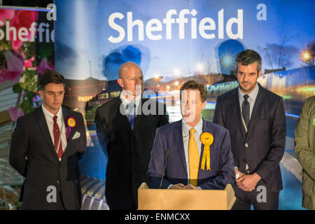 Sheffield, UK. 8th May, 2015. Nick Clegg MP retains his seat of Sheffield Hallam at the English Institute of Sport in Sheffield. 8th May 2015 Credit:  Mark Harvey/Alamy Live News Stock Photo