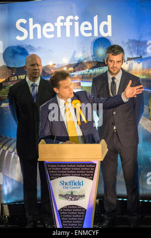 Sheffield, UK. 8th May, 2015. Nick Clegg MP retains his seat of Sheffield Hallam at the English Institute of Sport in Sheffield. 8th May 2015 Credit:  Mark Harvey/Alamy Live News Stock Photo