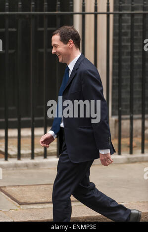 Downing Street, London, UK. 8th May 2015. George Osborne returns to 11 Downing Street as Chancellor of the Exchequer. Credit:  Malcolm Park editorial/Alamy Live News Stock Photo