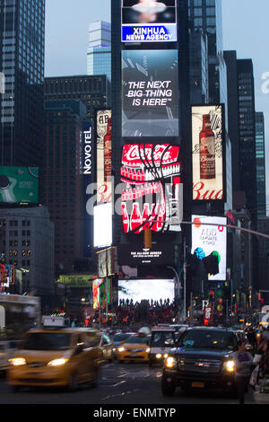 nyc98ktimes21 Times Square North, NYC 1998, Looking south f…