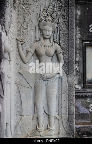 Khmer Tep Apsara Dancing Sculptures in Angkor Wat Stock Photo