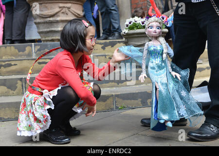 Covent Garden, London, UK. 10th May 2015. The annual May Fayre and Puppet Festival in Covent Garden, celebrating Mr Punch. Stock Photo